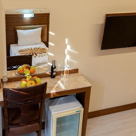 The Center Hotel Istambul Extérieur photo