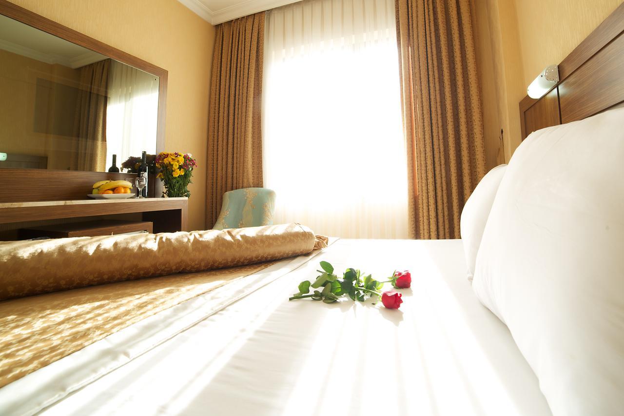 The Center Hotel Istambul Extérieur photo