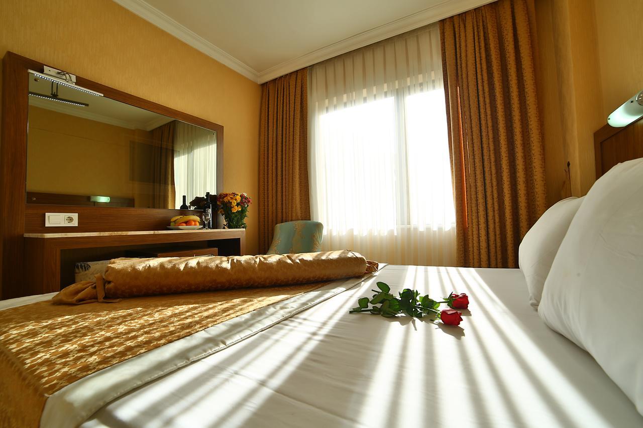 The Center Hotel Istambul Extérieur photo