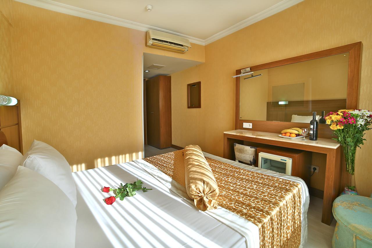 The Center Hotel Istambul Extérieur photo