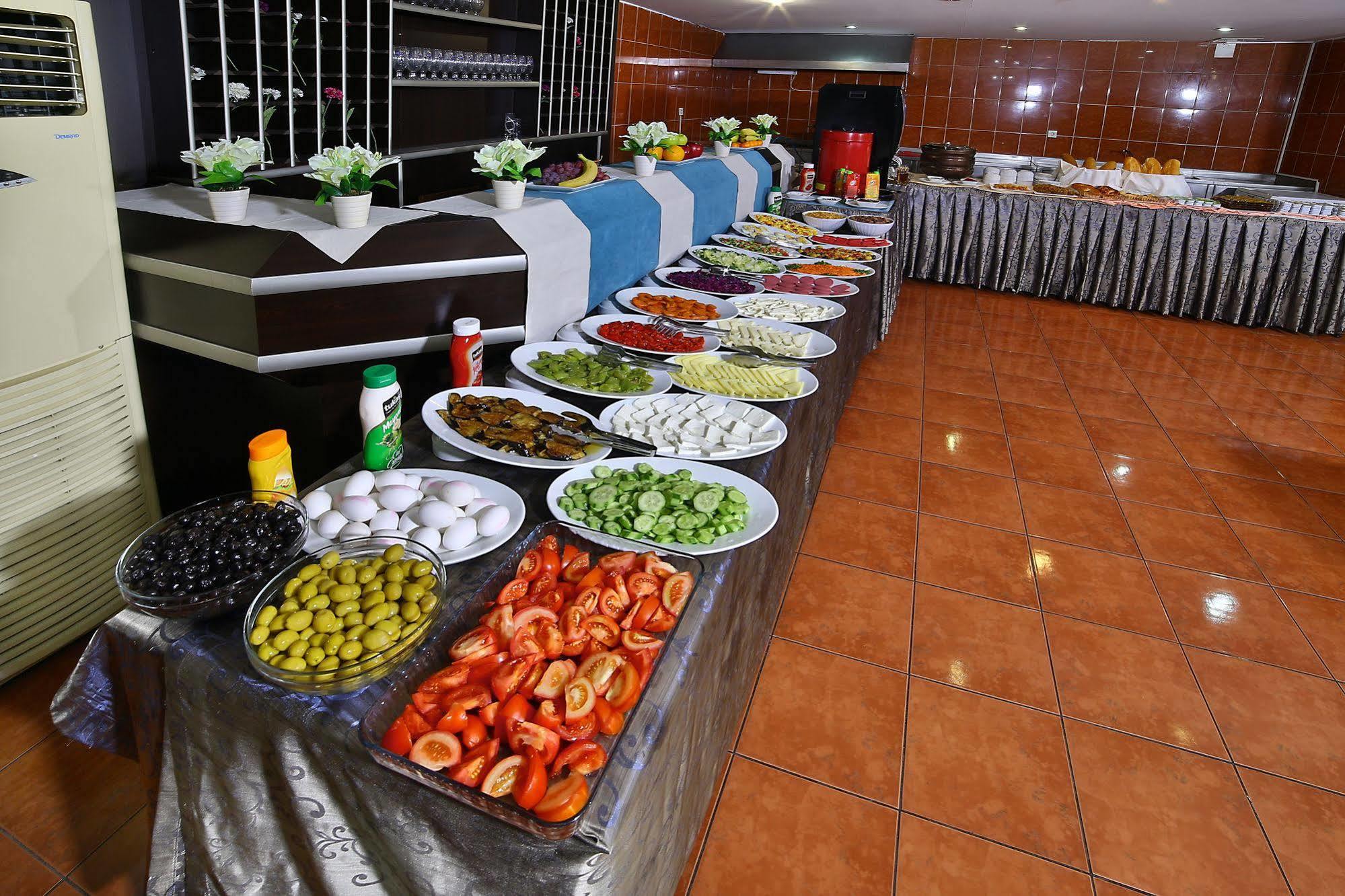 The Center Hotel Istambul Extérieur photo