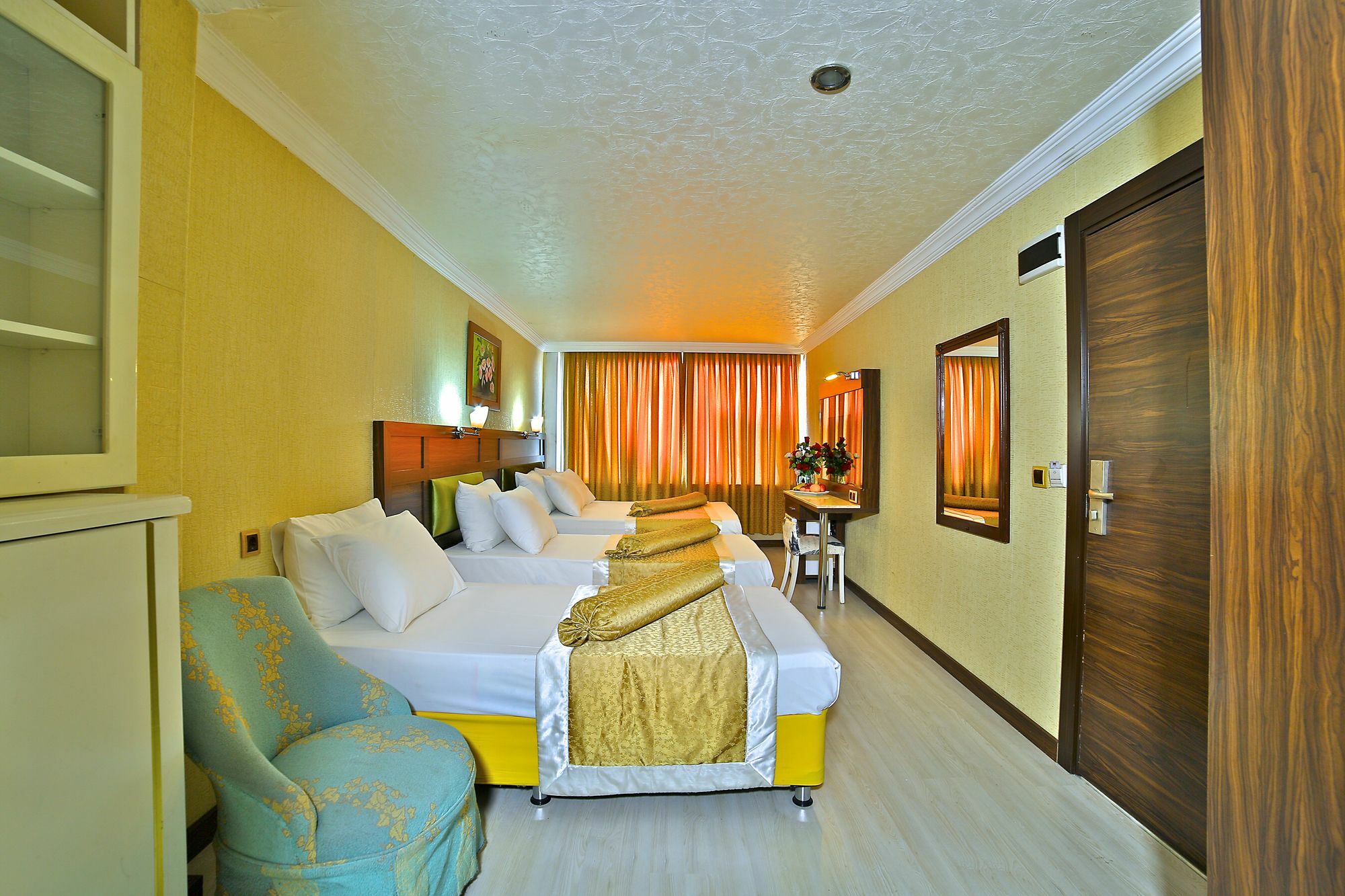The Center Hotel Istambul Extérieur photo